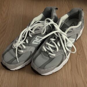 New Balance 530 Gray and White Athletic Sneakers